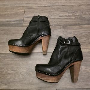 Swedish Hasbeens Jodhpur Clog Wood Heel Boots Size 8.5 Leather Upper